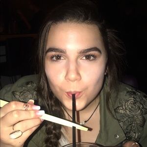 Meet your Posher, Zoë